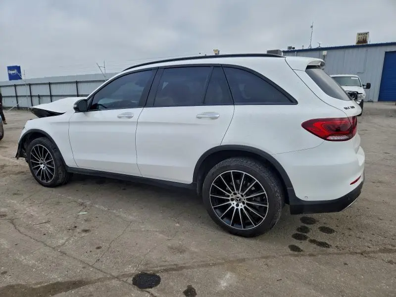 2021 MERCEDES-BENZ GLC 300  