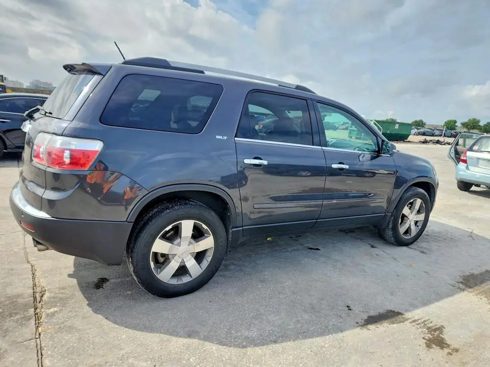 2012 GMC ACADIA SLT-1  