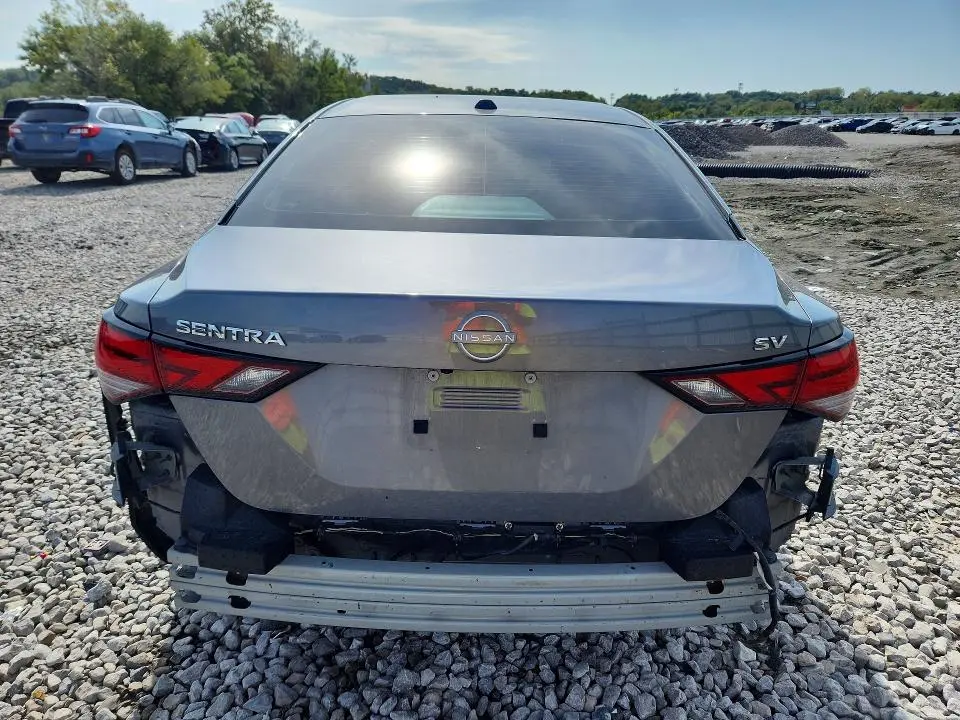 2024 NISSAN SENTRA SV  