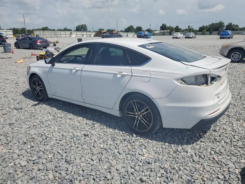 2019 FORD FUSION SE  