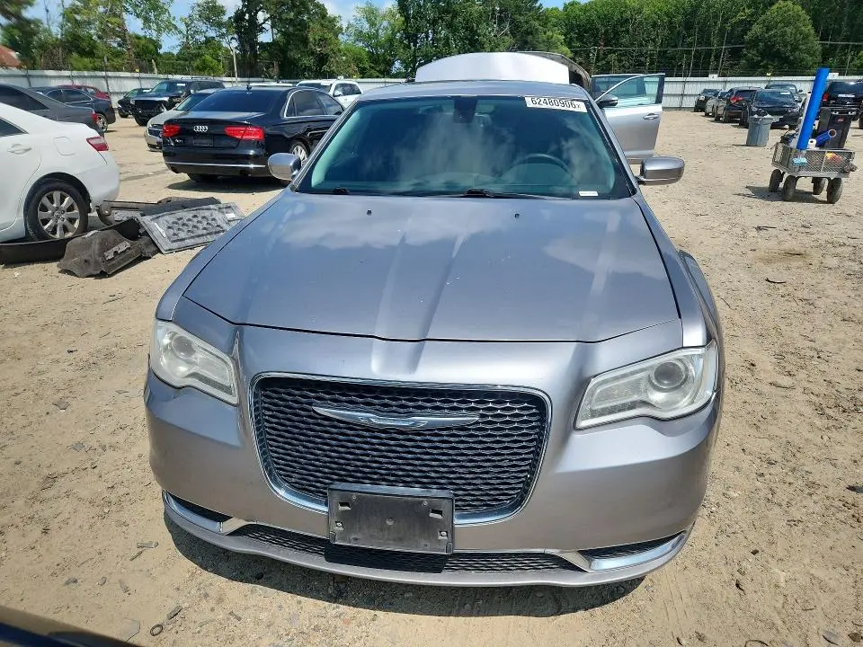 2015 CHRYSLER 300 LIMITED  