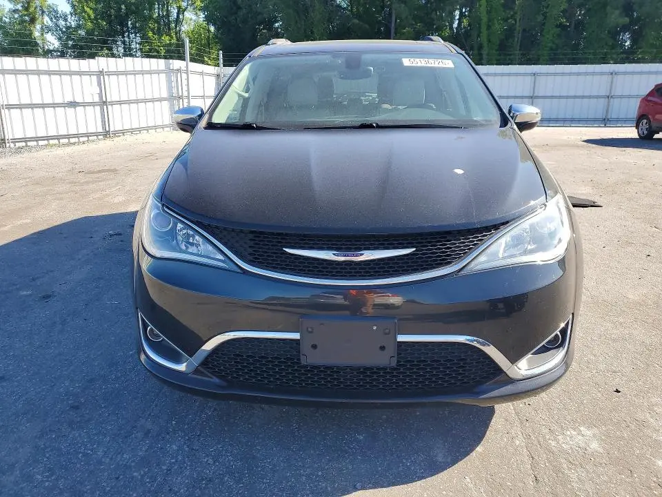 2019 CHRYSLER PACIFICA LIMITED  