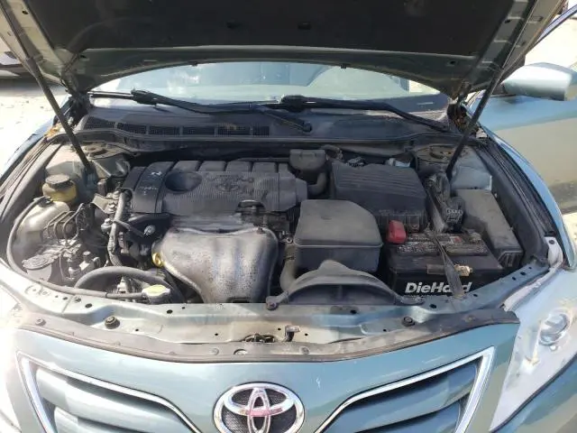 2011 TOYOTA CAMRY BASE  