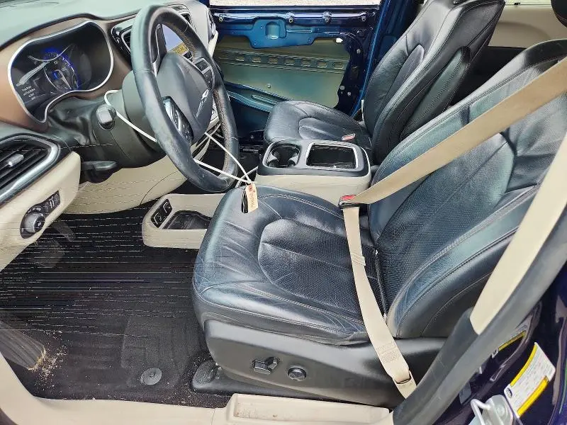 2017 CHRYSLER PACIFICA TOURING L PLUS  