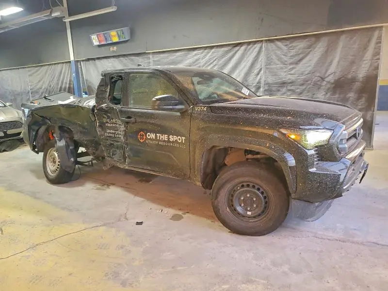 2024 TOYOTA TACOMA XTRACAB  