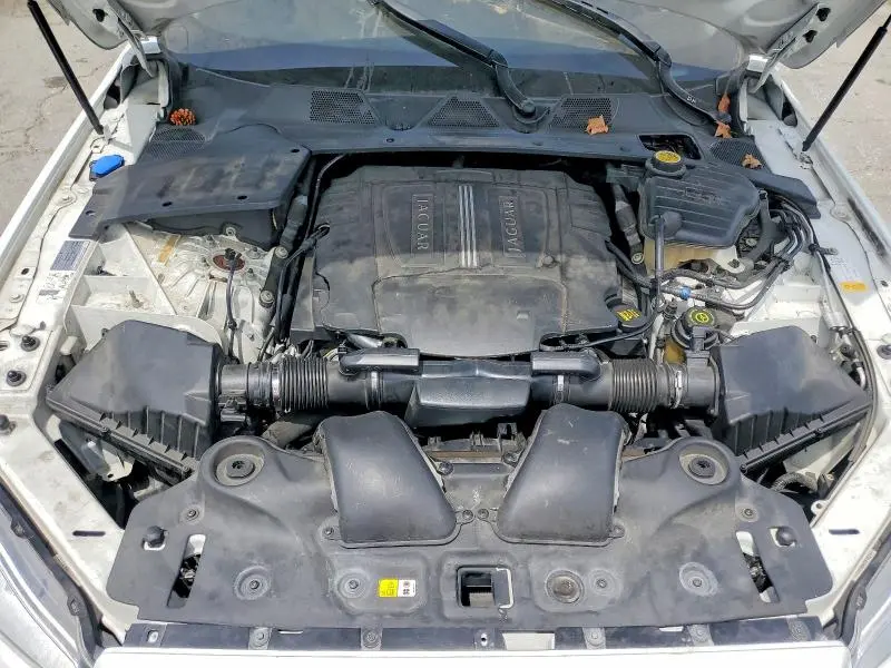 2013 JAGUAR XJL PORTFOLIO  