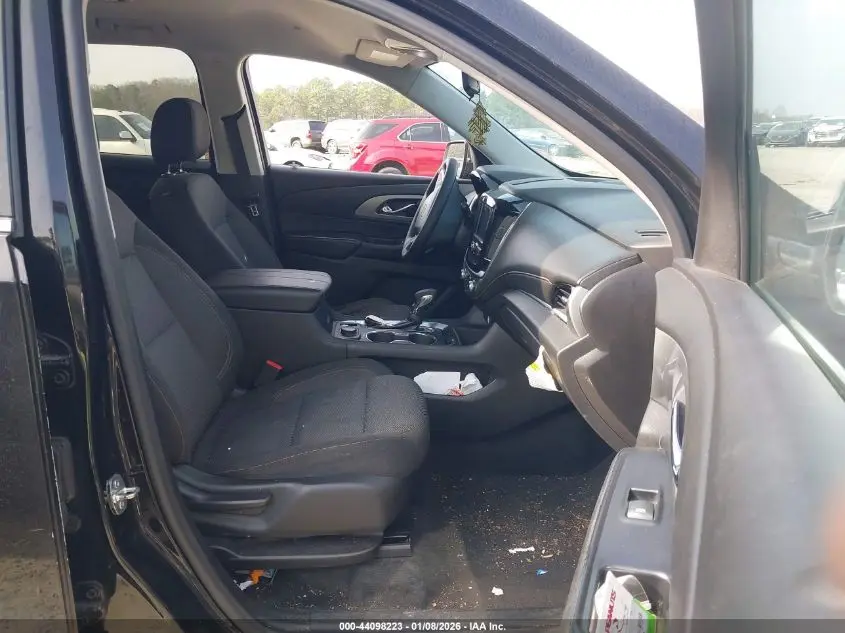 2021 CHEVROLET TRAVERSE FWD LS