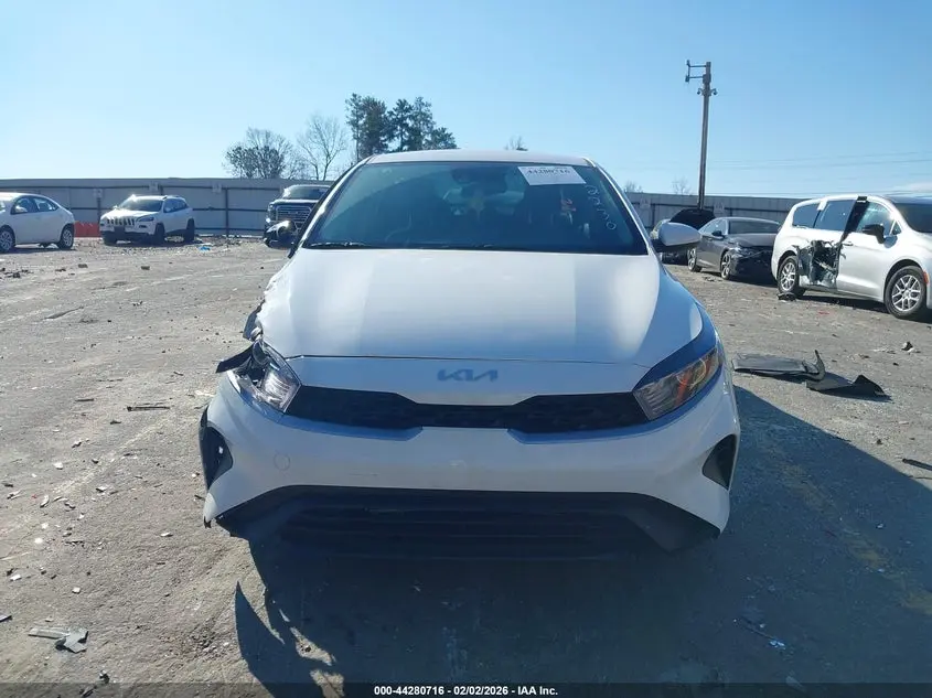 2024 KIA FORTE LX