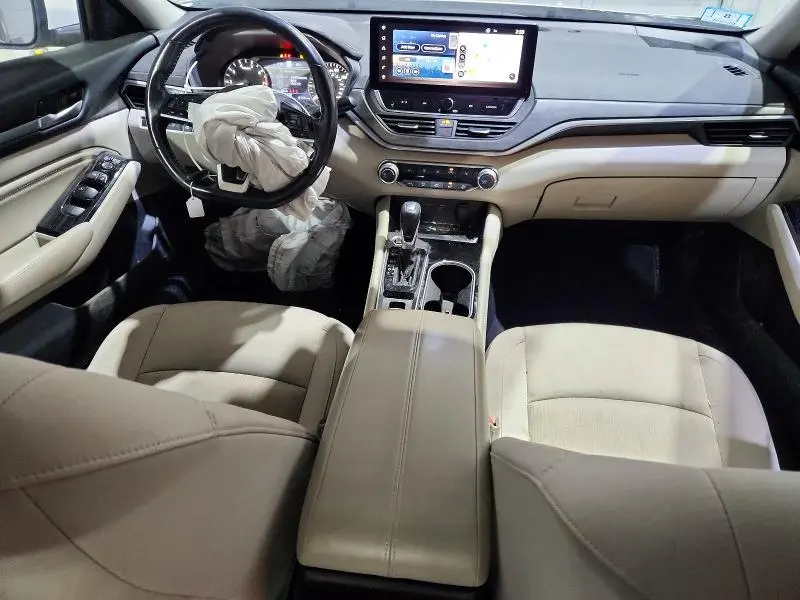 2023 NISSAN ALTIMA SV  