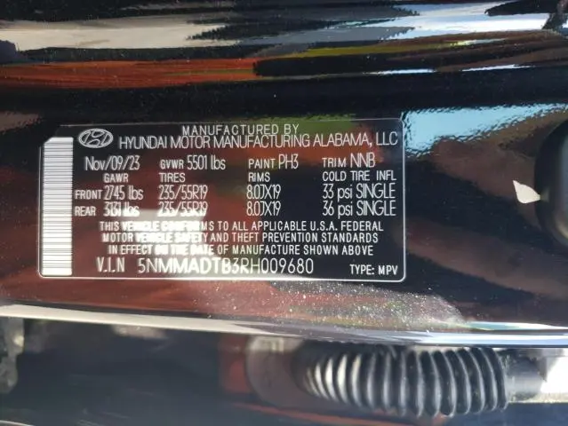 2024 GENESIS GV70 BASE