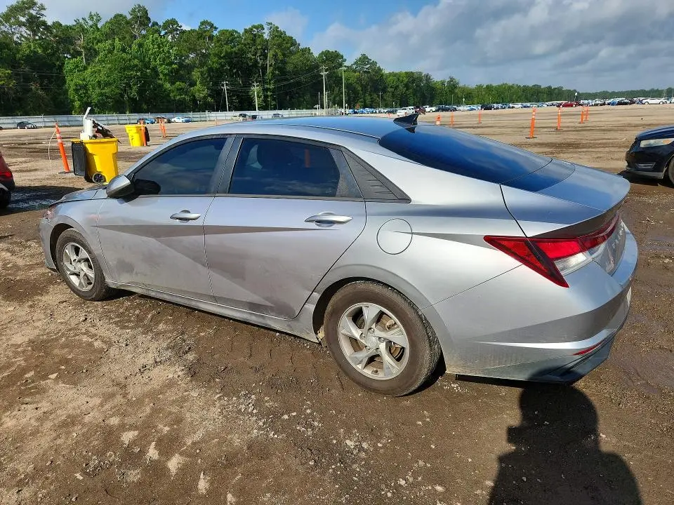 2021 HYUNDAI ELANTRA SE  