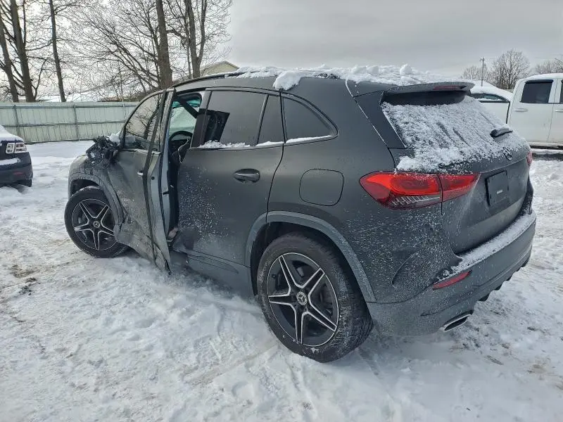 2021 MERCEDES-BENZ GLA 250 4MATIC  