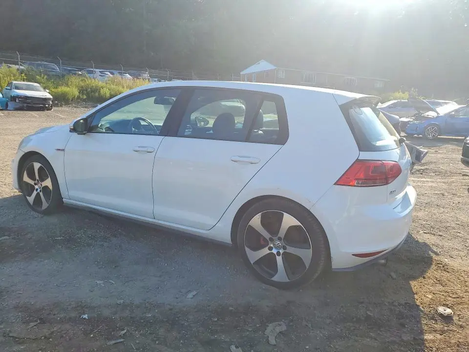 2015 VOLKSWAGEN GTI   
