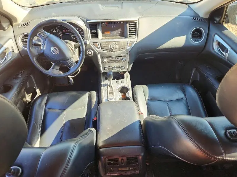 2017 NISSAN PATHFINDER SL  