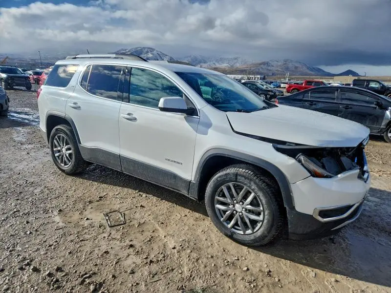 2017 GMC ACADIA SLT-1  