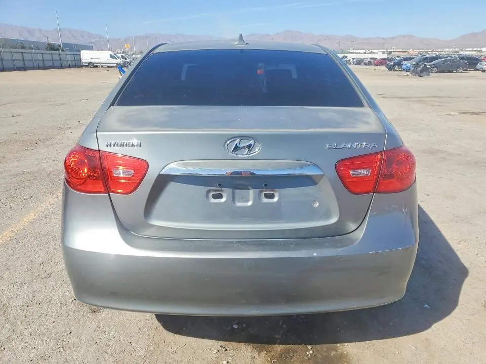 2010 HYUNDAI ELANTRA GLS  