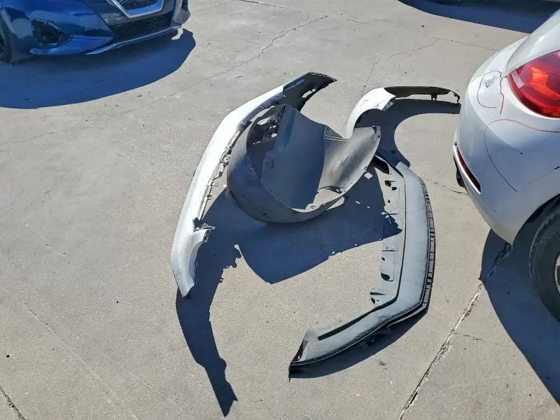 2013 VOLKSWAGEN BEETLE TURBO  