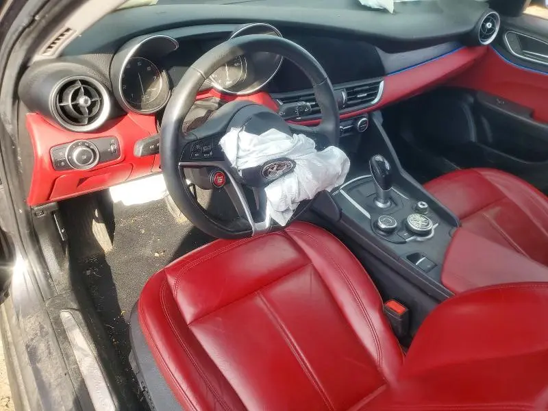 2017 ALFA ROMEO GIULIA Q4  