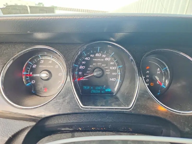 2012 FORD TAURUS LIMITED  