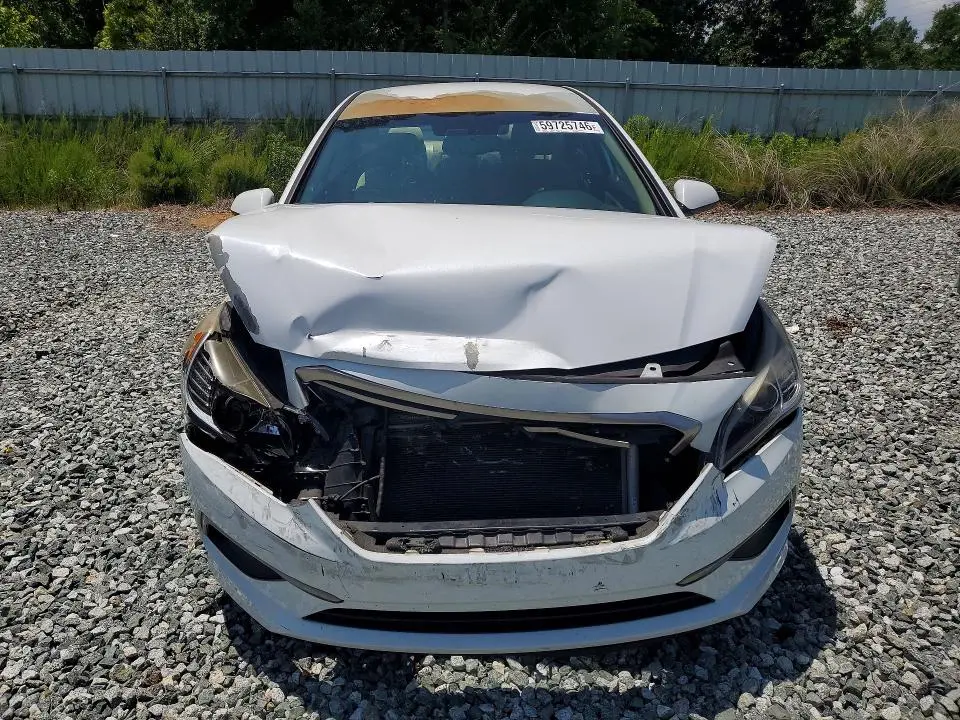 2016 HYUNDAI SONATA SE  