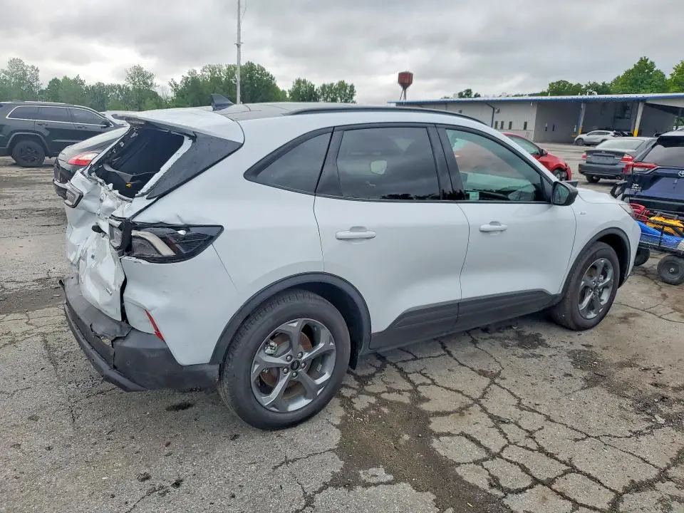 2026 FORD ESCAPE ST LINE  