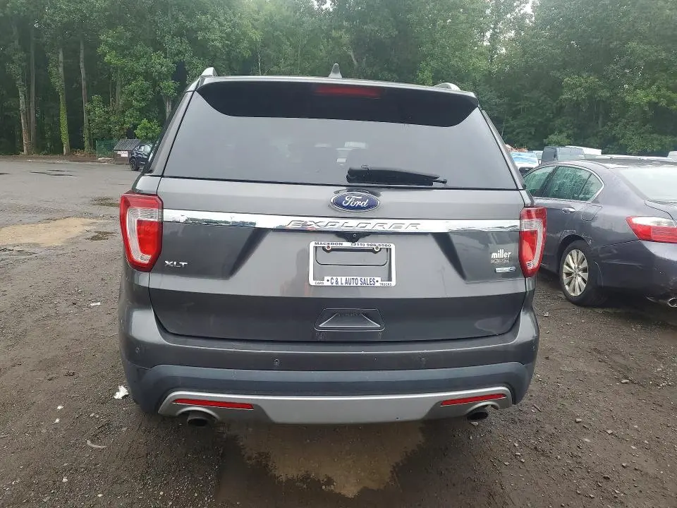2017 FORD EXPLORER XLT  