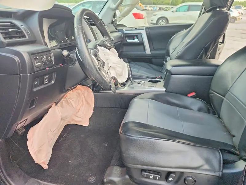 2020 TOYOTA 4RUNNER SR5  