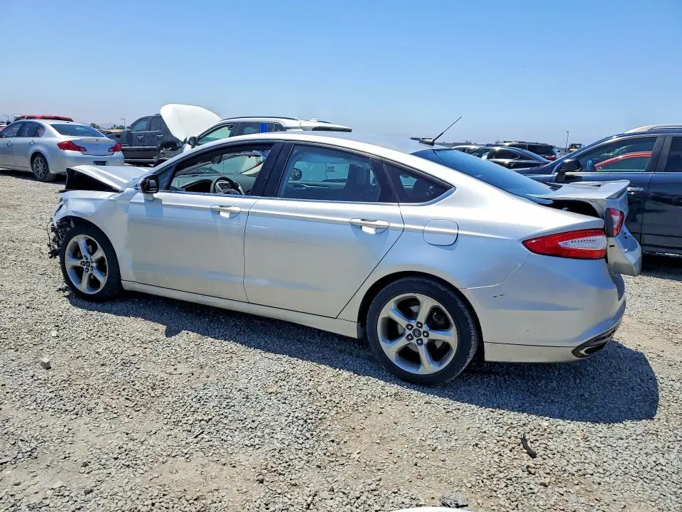 2015 FORD FUSION SE  