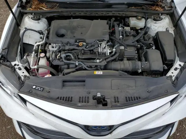 2019 TOYOTA CAMRY LE  