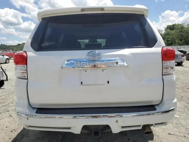 2011 TOYOTA 4RUNNER SR5  