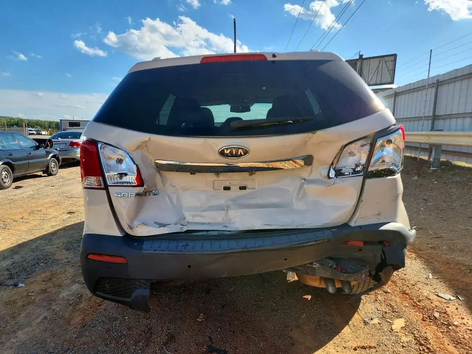 2011 KIA SORENTO   