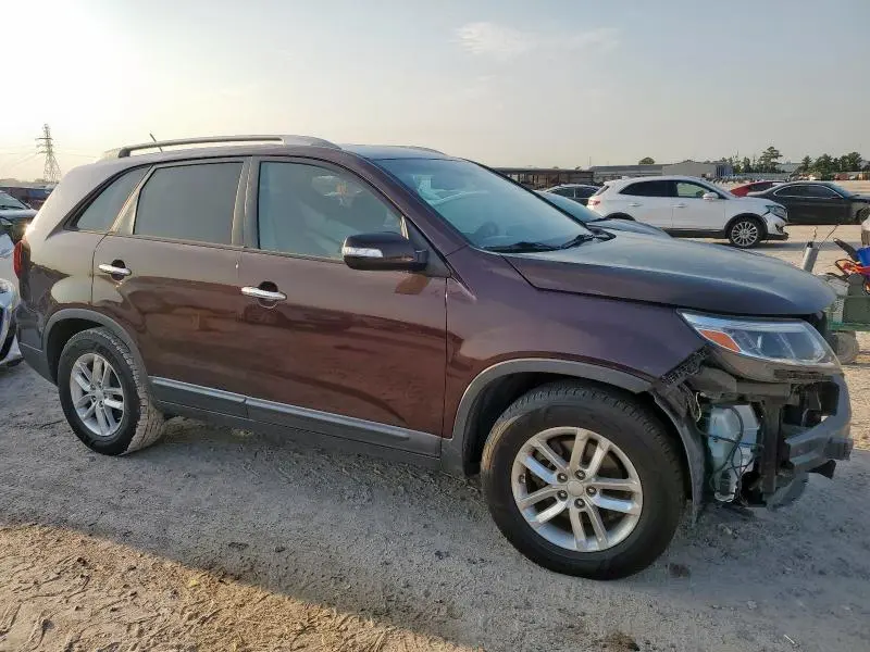 2014 KIA SORENTO LX  