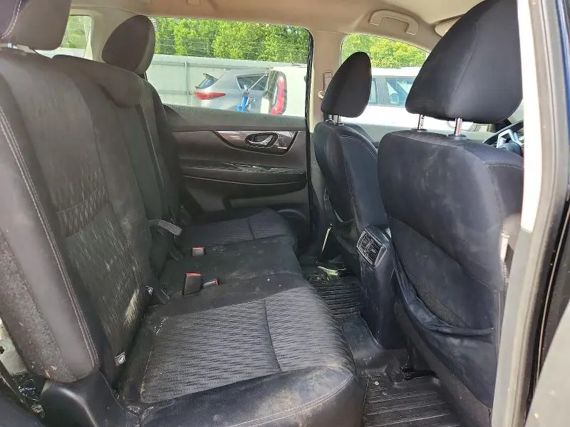 2019 NISSAN ROGUE S  