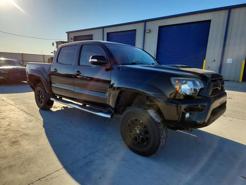 2013 TOYOTA TACOMA V6  