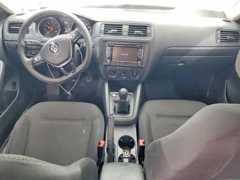 2015 VOLKSWAGEN JETTA BASE  