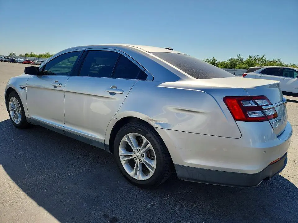 2015 FORD TAURUS SEL  