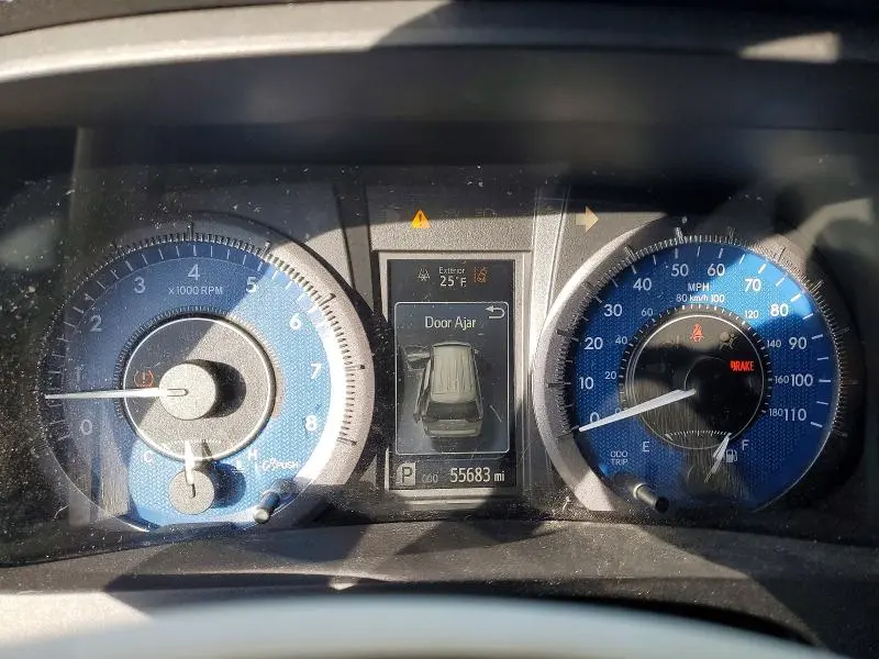 2018 TOYOTA SIENNA LE  