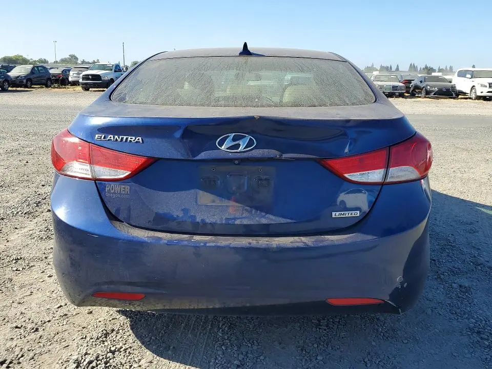 2013 HYUNDAI ELANTRA LIMITED  