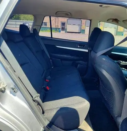 2012 SUBARU OUTBACK 2.5I  