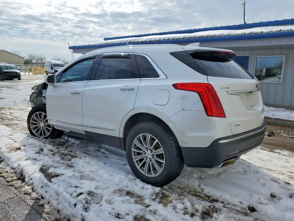 2017 CADILLAC XT5 LUXURY  