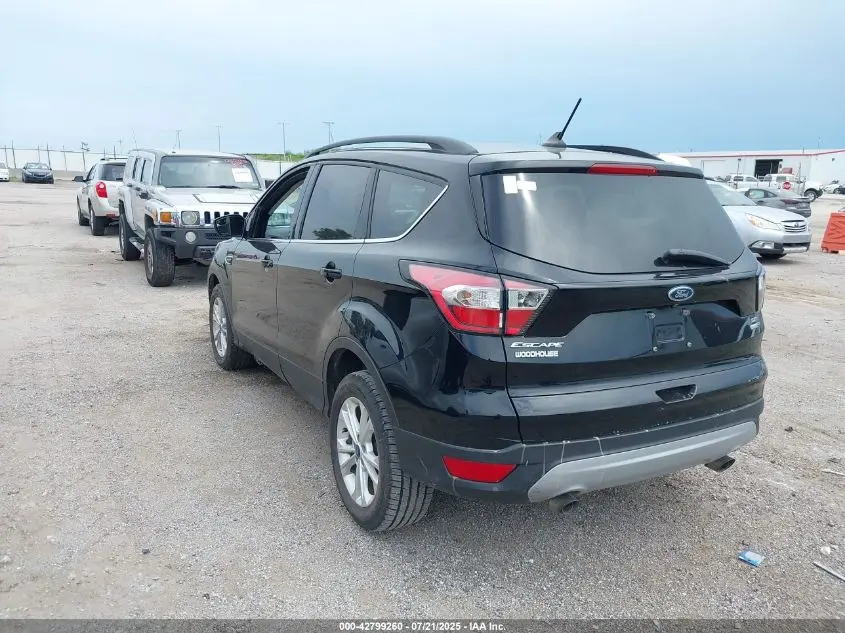 2018 FORD ESCAPE SE