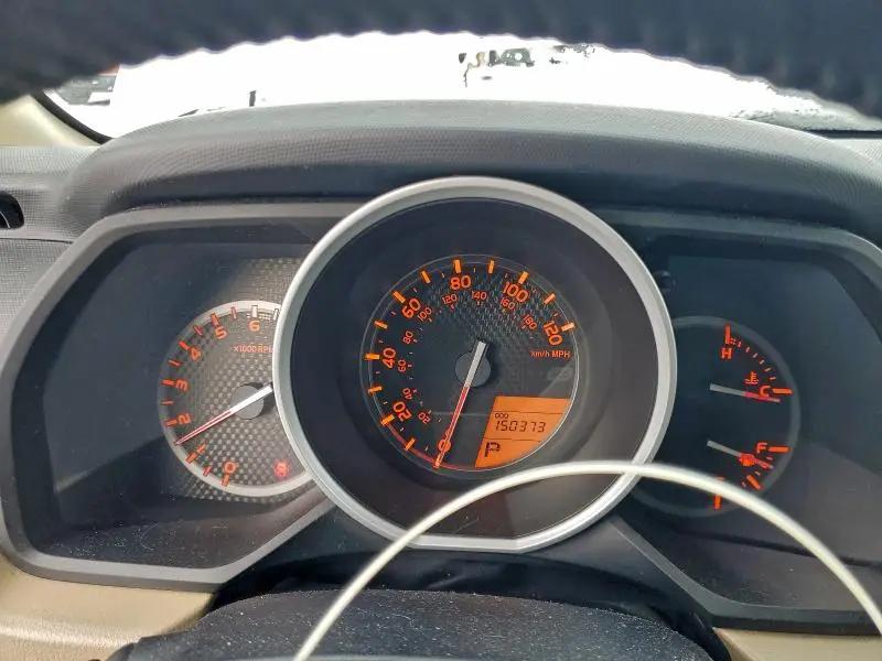 2011 TOYOTA 4RUNNER SR5  