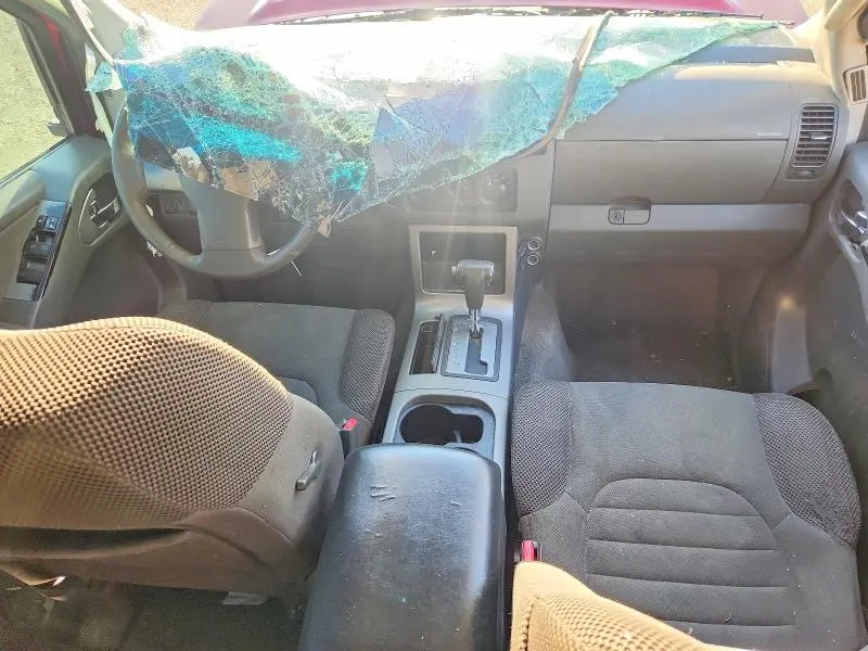 2011 NISSAN PATHFINDER S  