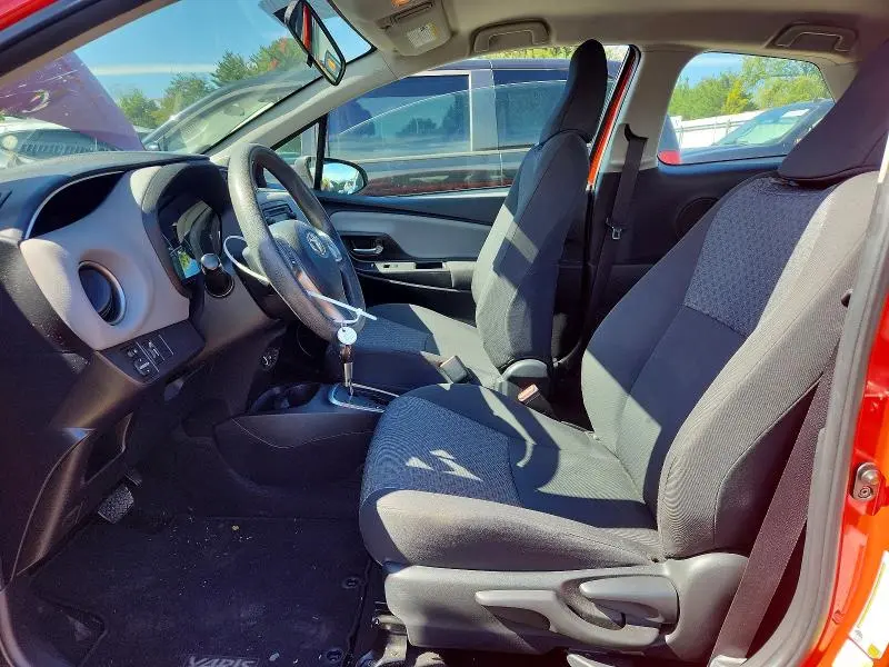 2015 TOYOTA YARIS 3-DOOR LE  