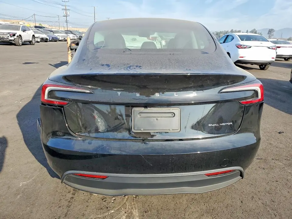 2025 TESLA MODEL 3   
