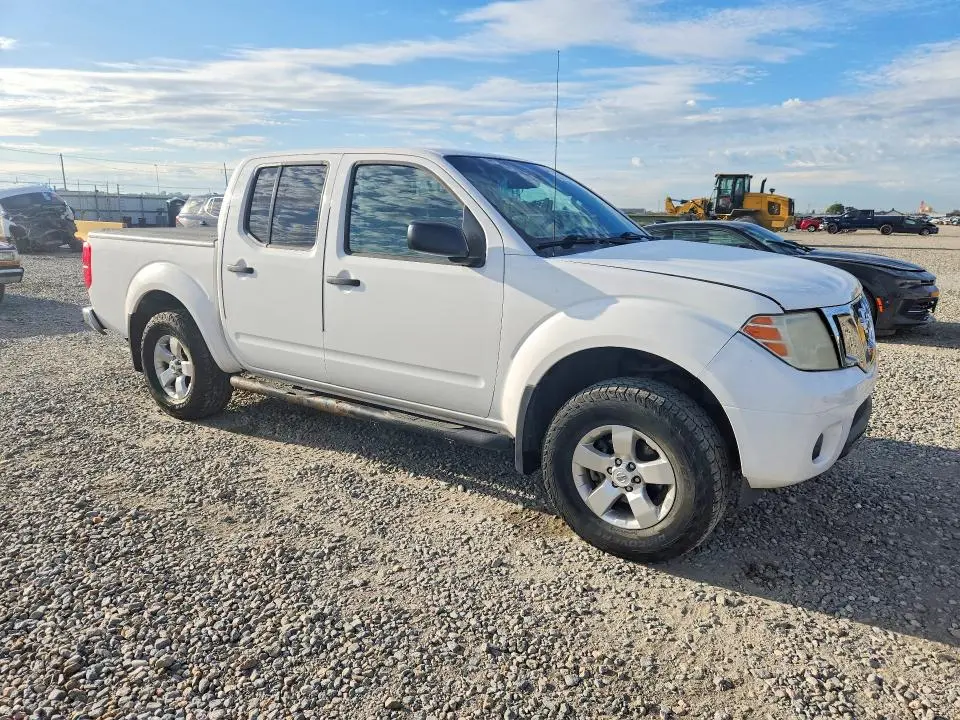 2012 NISSAN FRONTIER S  
