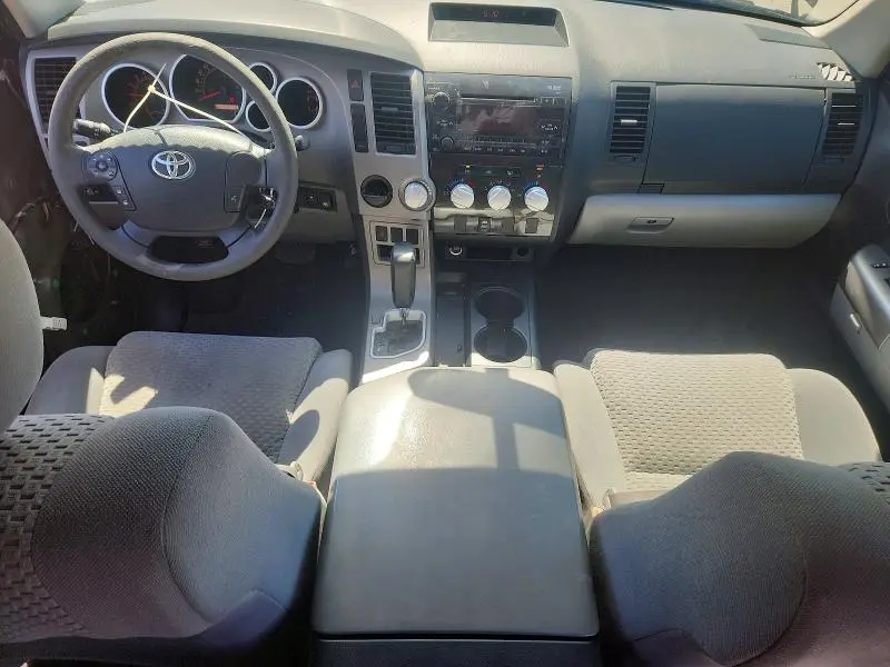 2013 TOYOTA TUNDRA CREWMAX SR5  