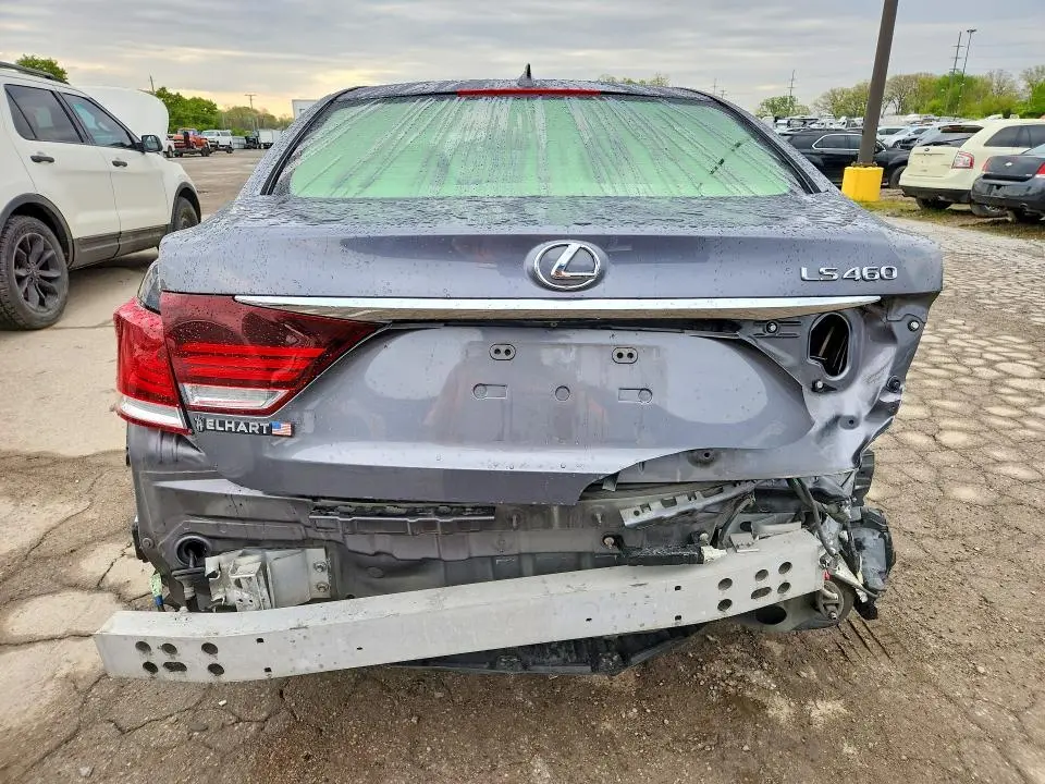 2015 LEXUS LS 460  