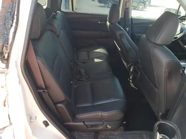 2021 HONDA PILOT SE  