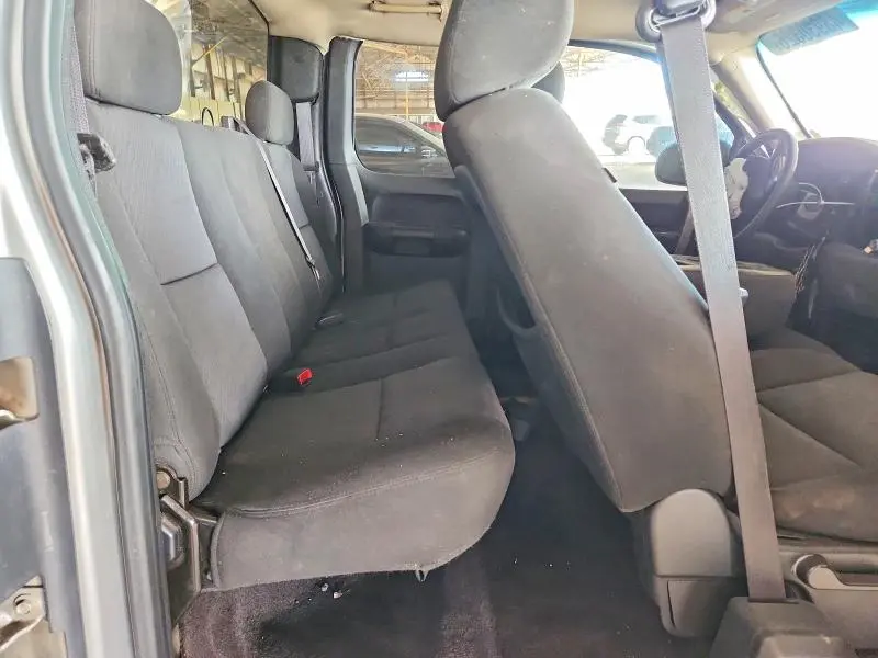 2011 CHEVROLET SILVERADO C1500 LS  